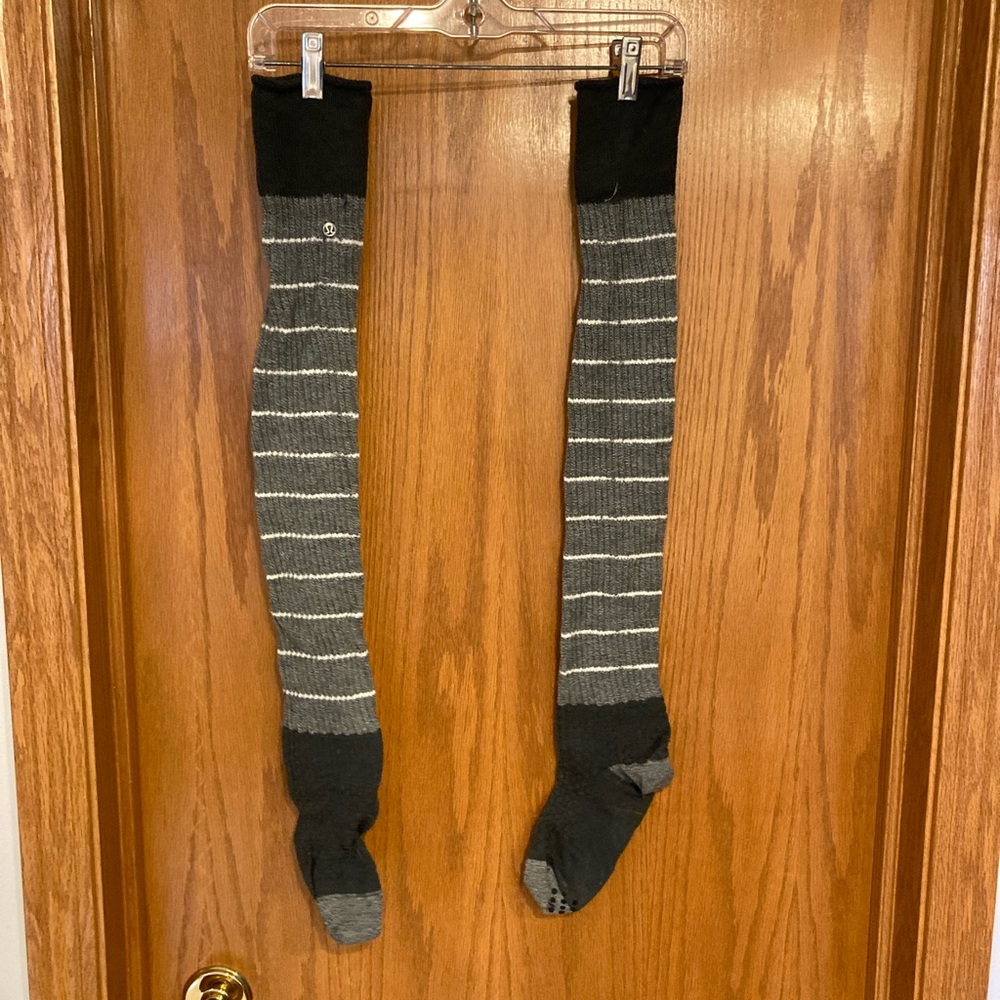 Lululemon leg warmers